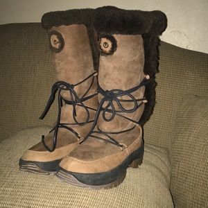 Ulu Boots Leather Size 9